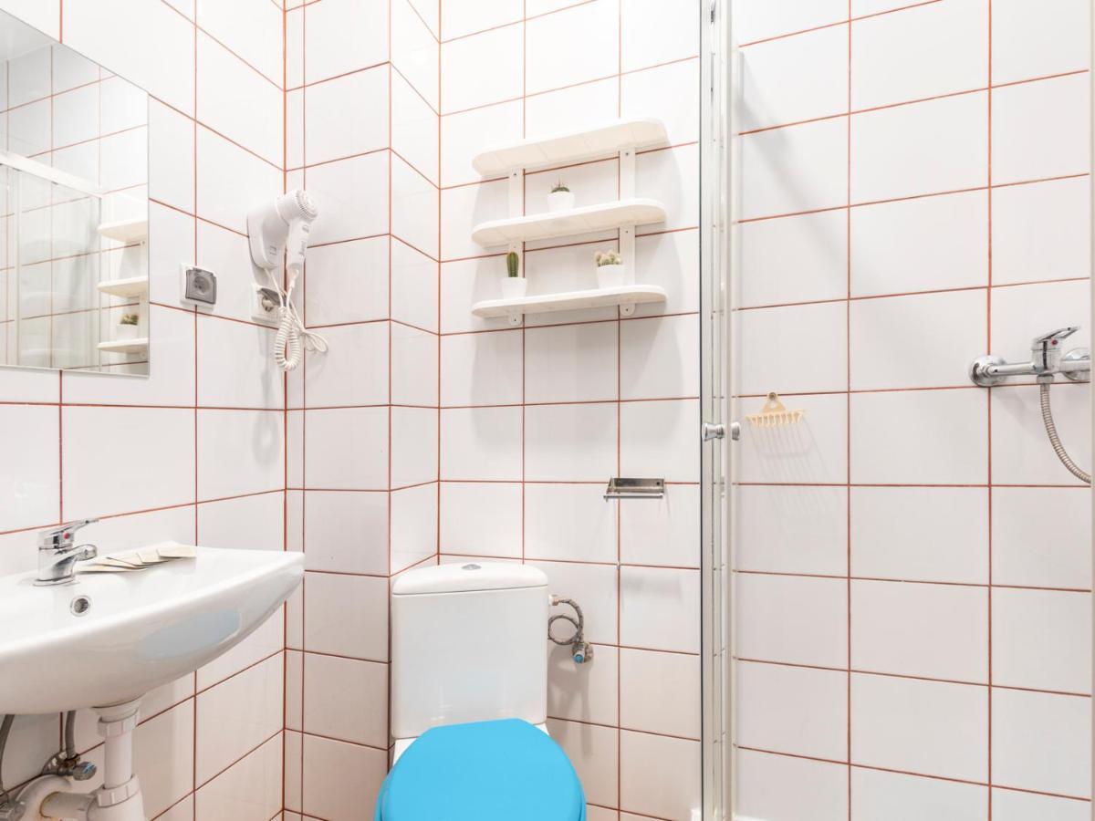 Luxhostel24 ורשה מראה חיצוני תמונה