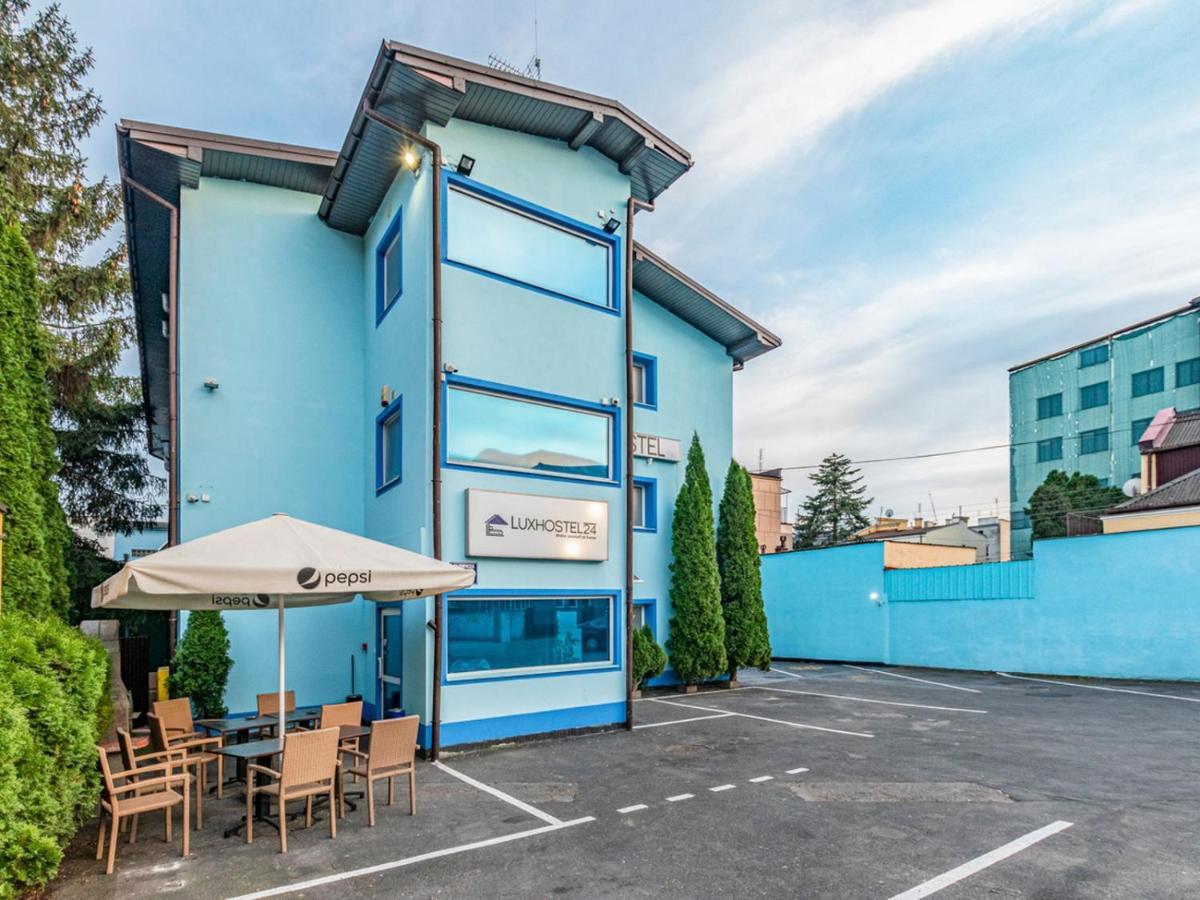 Luxhostel24 ורשה מראה חיצוני תמונה
