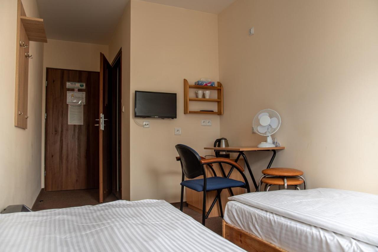 Luxhostel24 ורשה מראה חיצוני תמונה