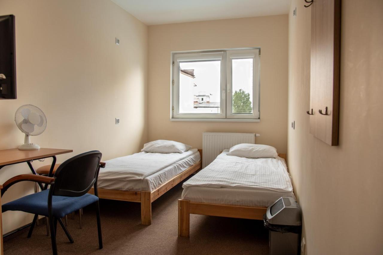 Luxhostel24 ורשה מראה חיצוני תמונה