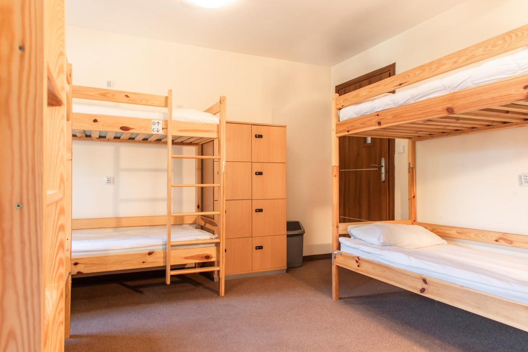 Luxhostel24 ורשה מראה חיצוני תמונה