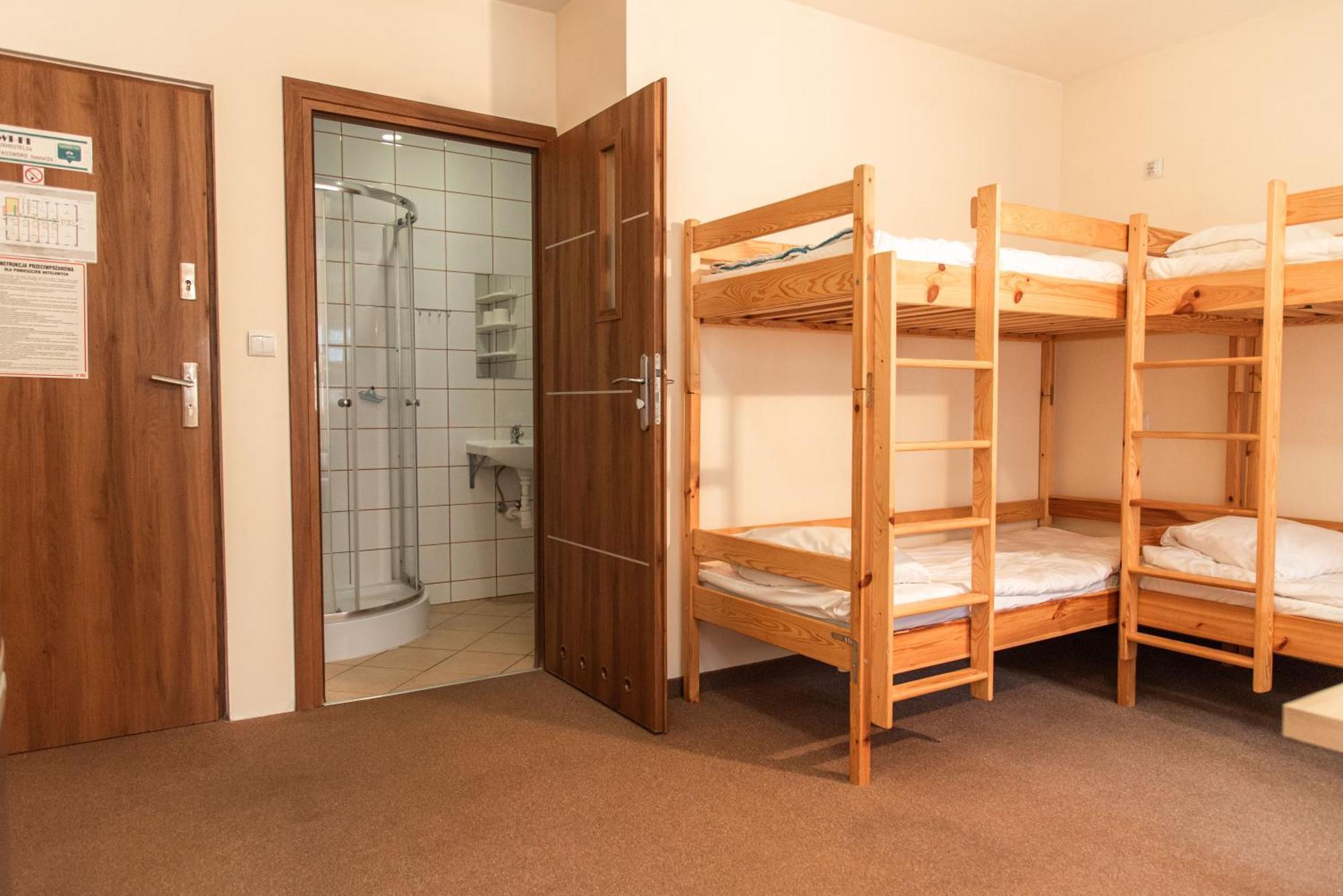 Luxhostel24 ורשה מראה חיצוני תמונה